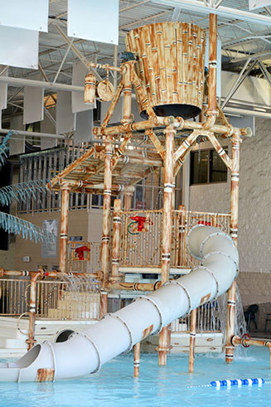 Pool Play Structure with Dumping Bucket