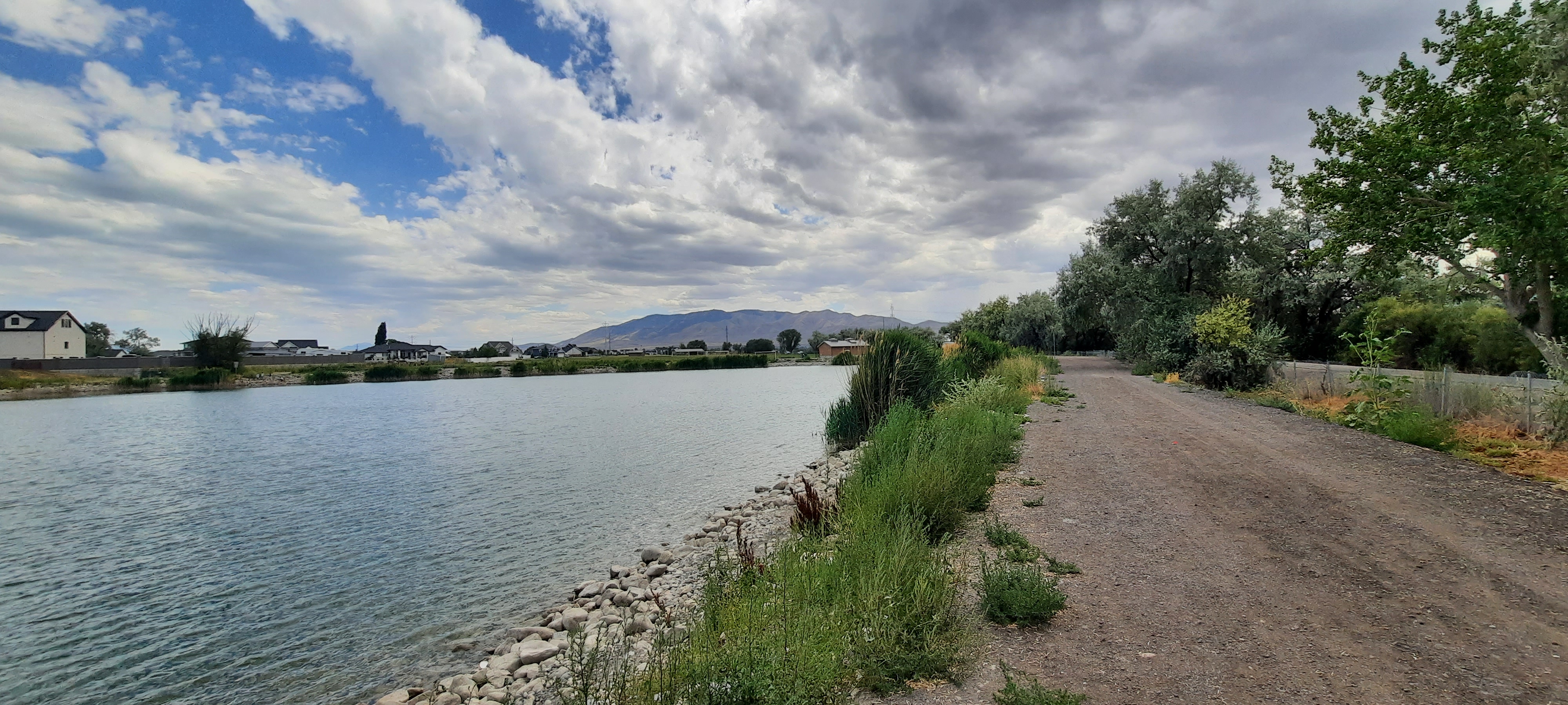 Lake and walking path at Osier Park