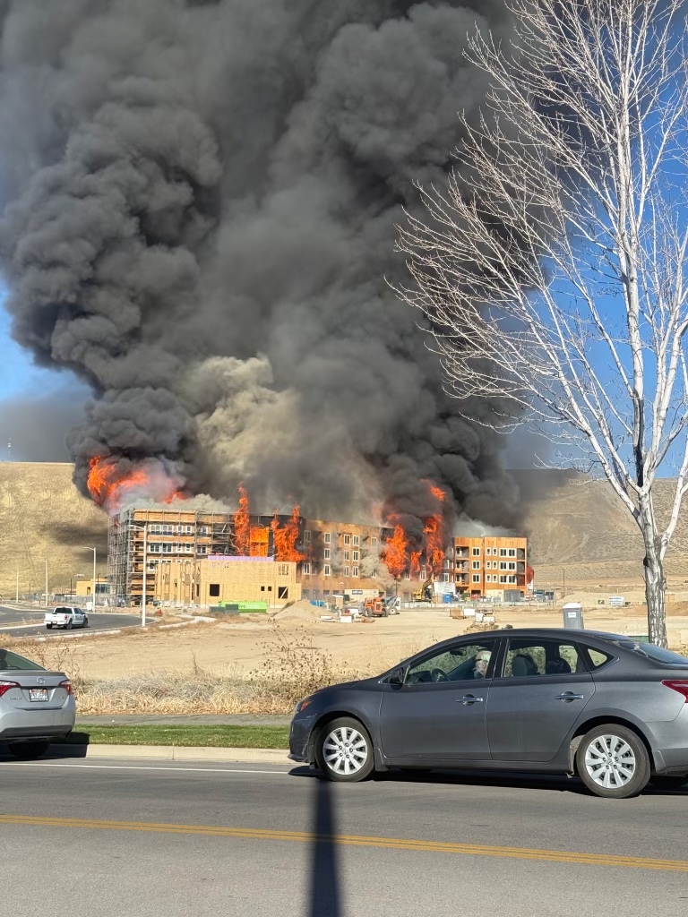 Apartment fire in Lehi